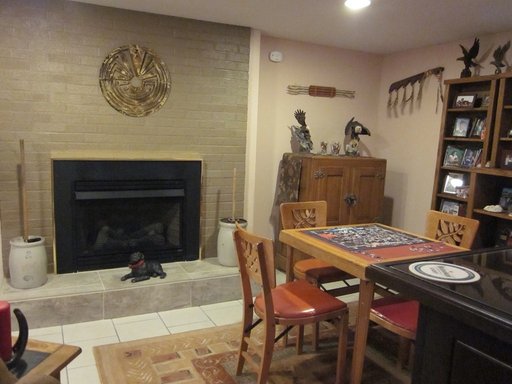 5 Woodland Road Springfield, MA 01129 - Photo 25 of 30 a dining room with furniture and window