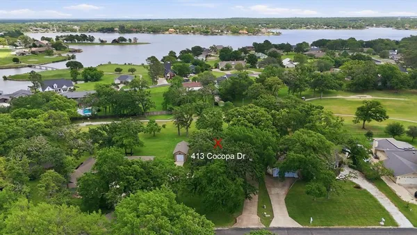 $472,000 | 413 Cocopa Drive, Lake Kiowa, TX 76240