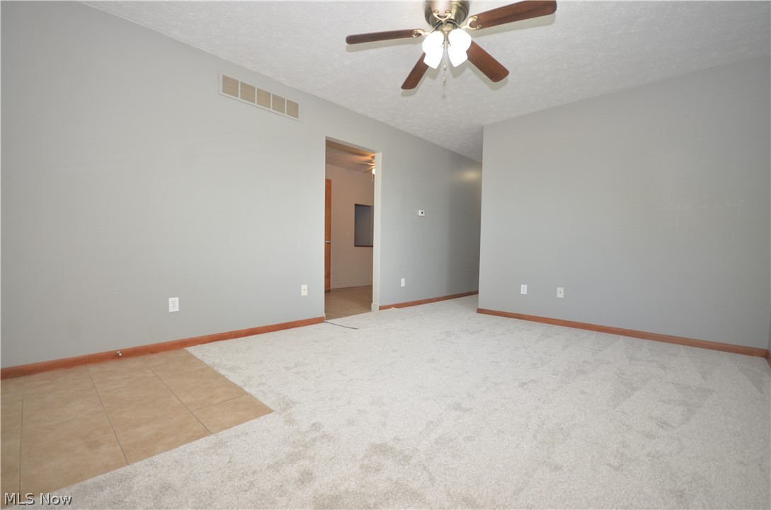 625 Hillman Road Akron, OH 44312 - Photo 4 of 39