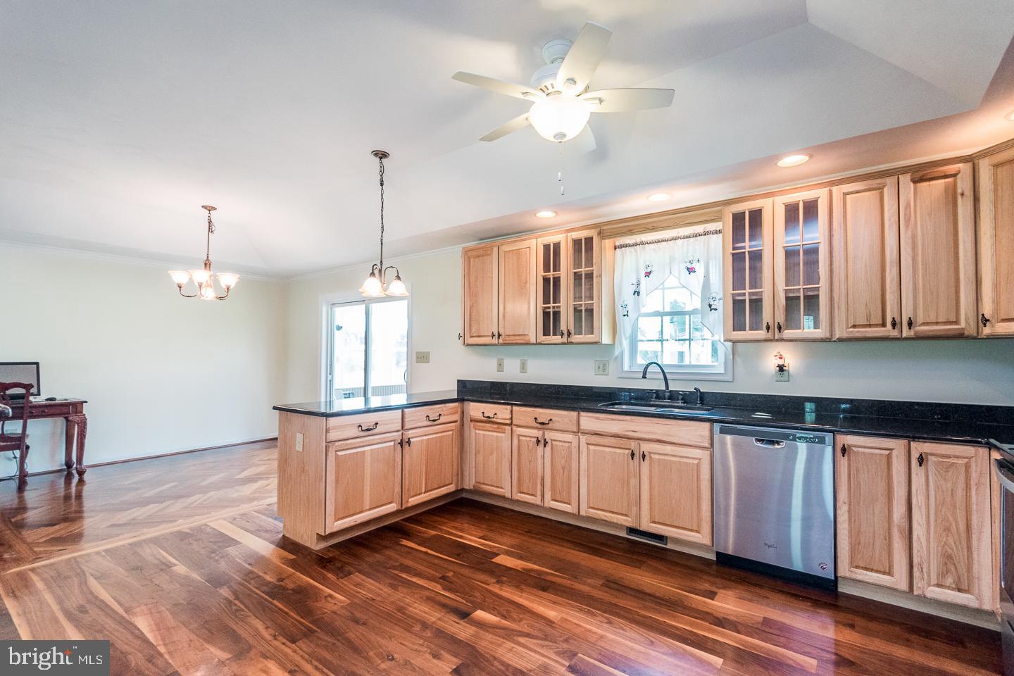 72 Hinton Ridge Lane Kearneysville, WV 25430 - Photo 13 of 40 Gallery Image 13