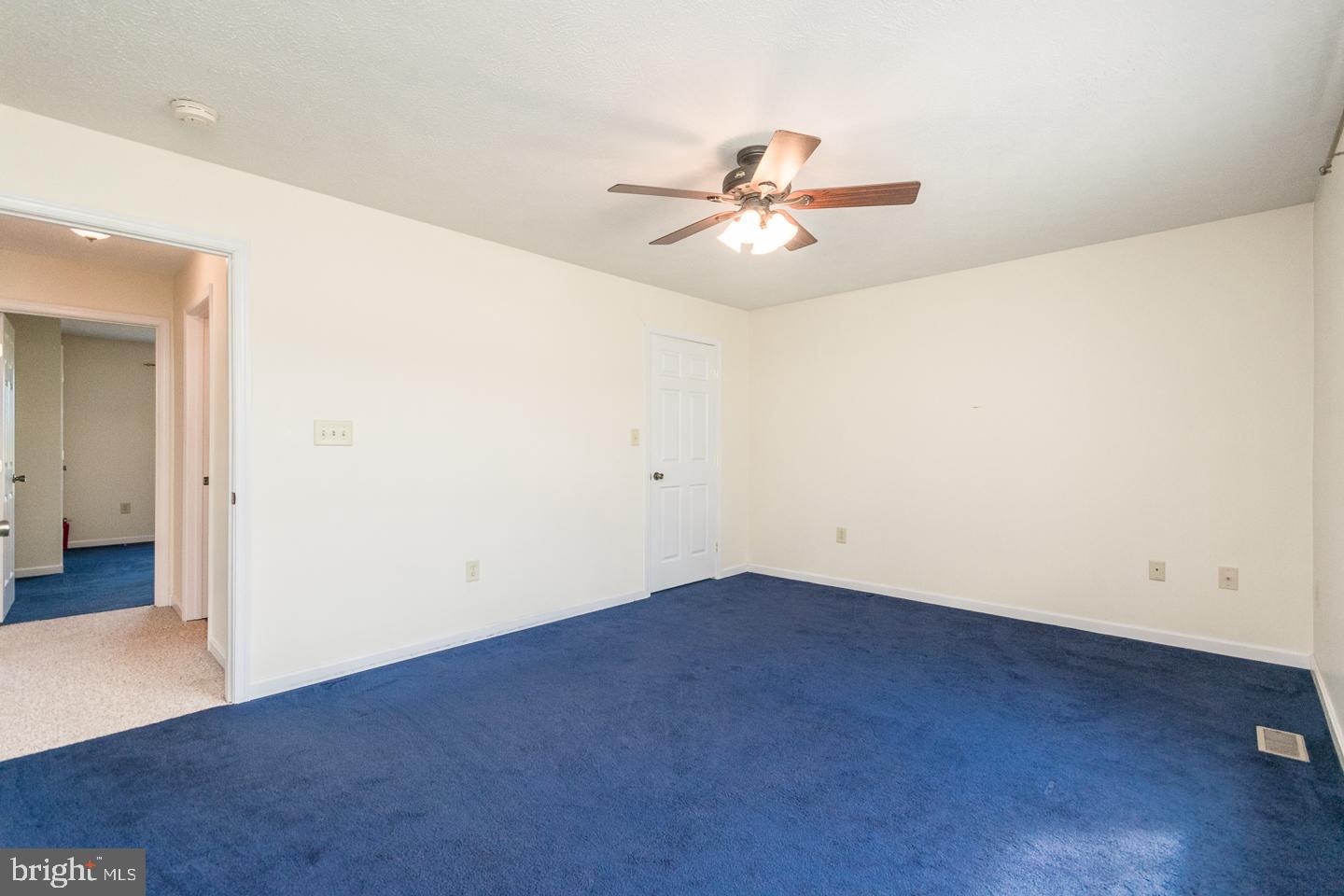 72 Hinton Ridge Lane Kearneysville, WV 25430 - Photo 20 of 40 Bedroom 1 with Walk-in closet
