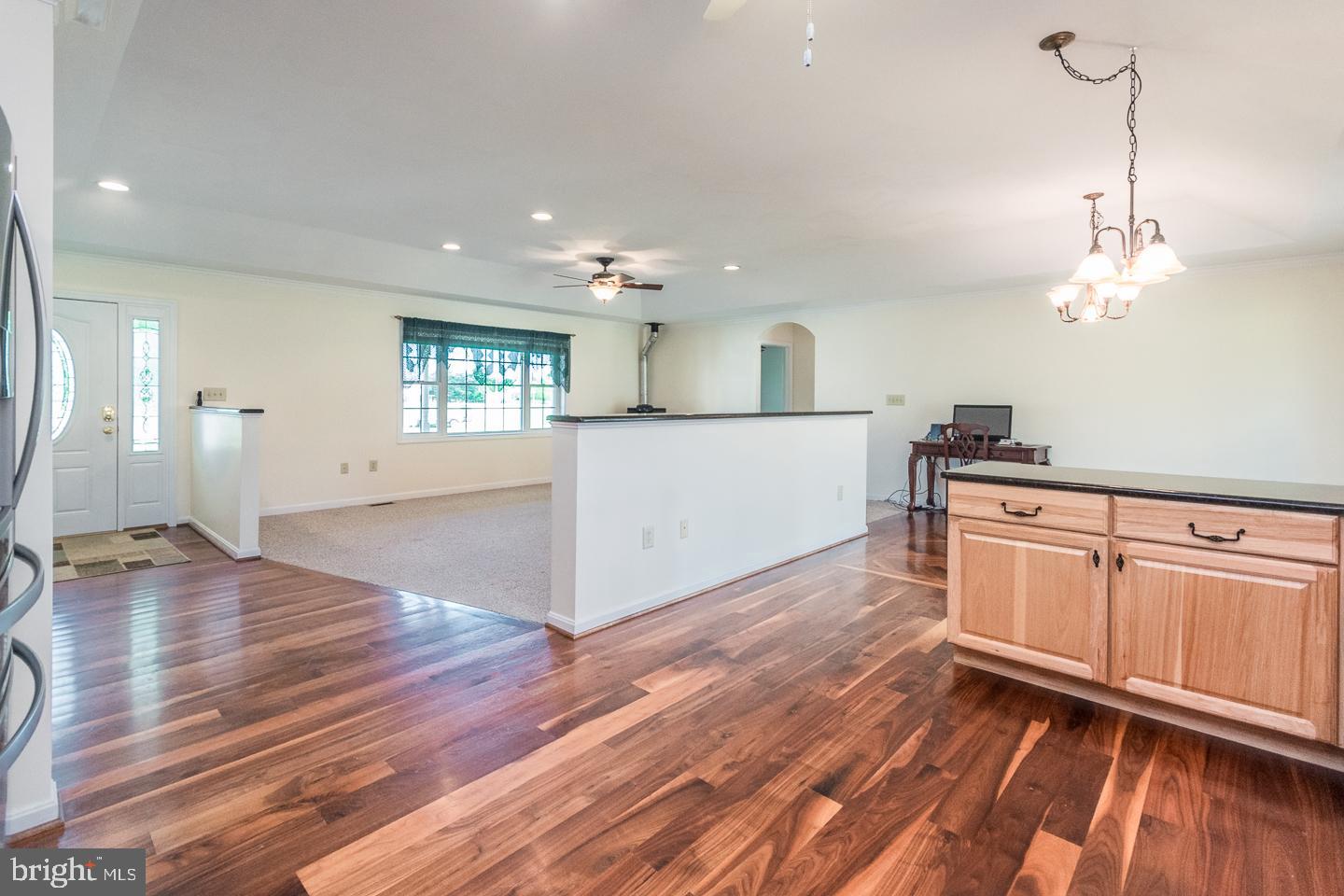 72 Hinton Ridge Lane Kearneysville, WV 25430 - Photo 10 of 40 Gallery Image 10