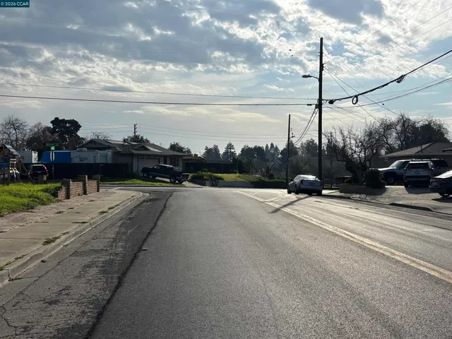 $495,000 | 1304 East 13th Street, Antioch, CA 94509