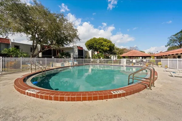 $1,695 | 8701 Southwest 141st Street, Unit B2, Palmetto Bay, FL 33176