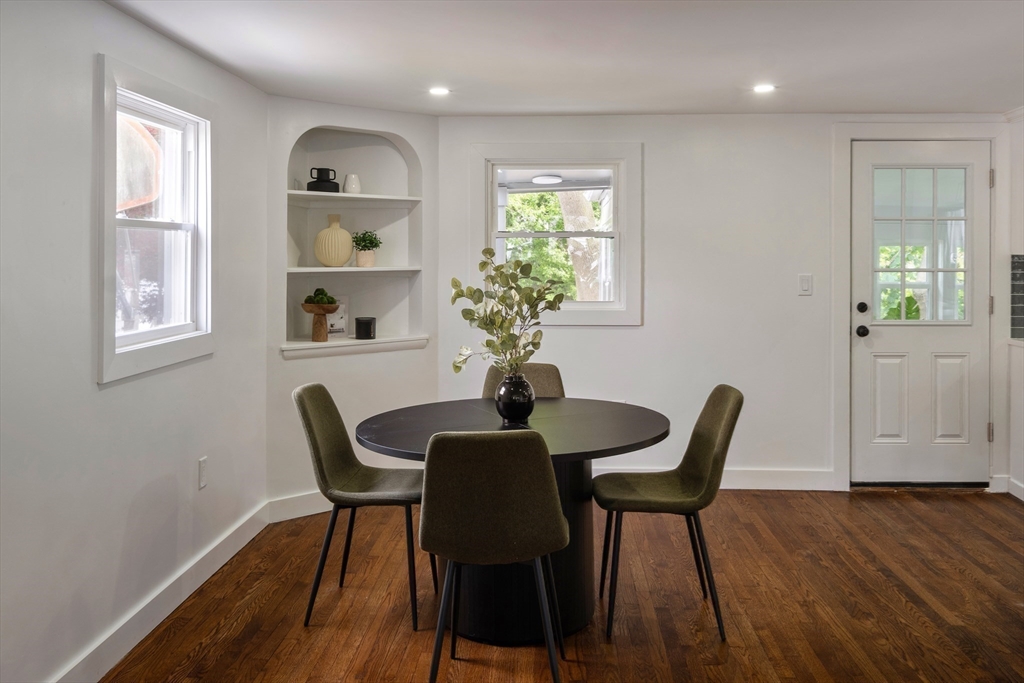 52 Valley Road Boston, MA 02124 - Photo 6 of 28 Gallery Image 6