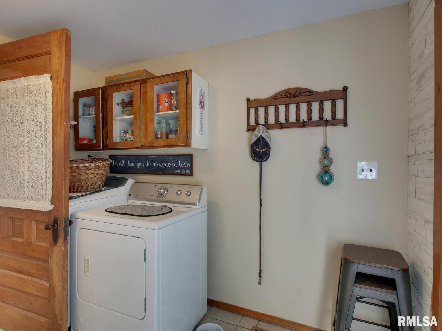 2048 Locust Street Quincy, IL 62301 - Photo 21 of 30