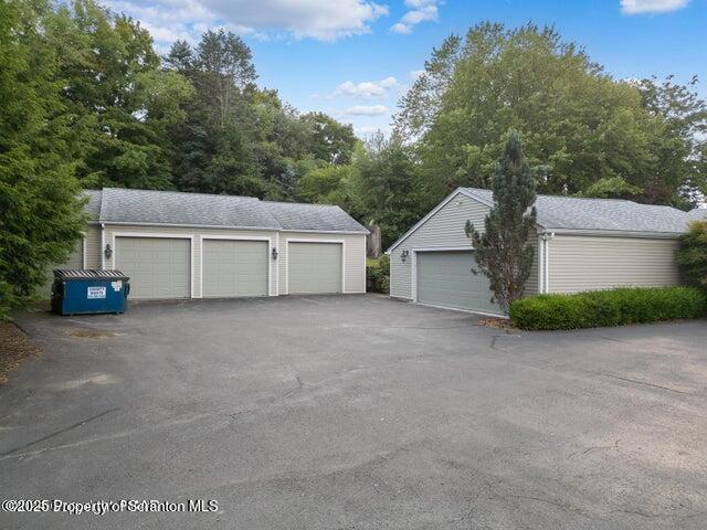 495 North Abington Road Clarks Summit, PA 18411 - Photo 17 of 18