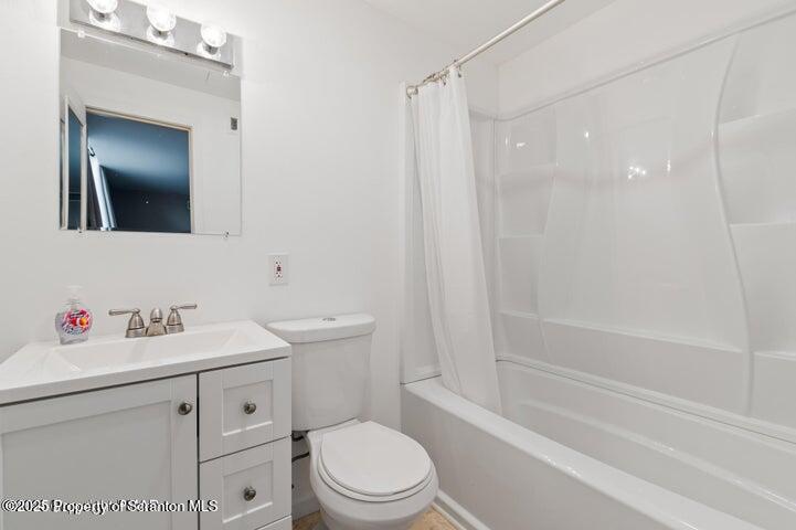 495 North Abington Road Clarks Summit, PA 18411 - Photo 6 of 18