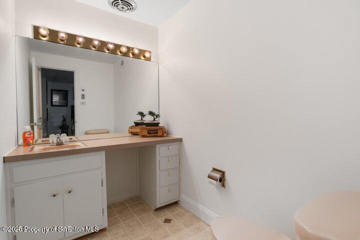 495 North Abington Road Clarks Summit, PA 18411 - Photo 8 of 18