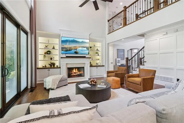 $1,210,990 | 5379 Windsor Green Court Southeast, Mableton, GA 30126