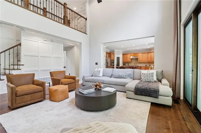 $1,210,990 | 5379 Windsor Green Court Southeast, Mableton, GA 30126