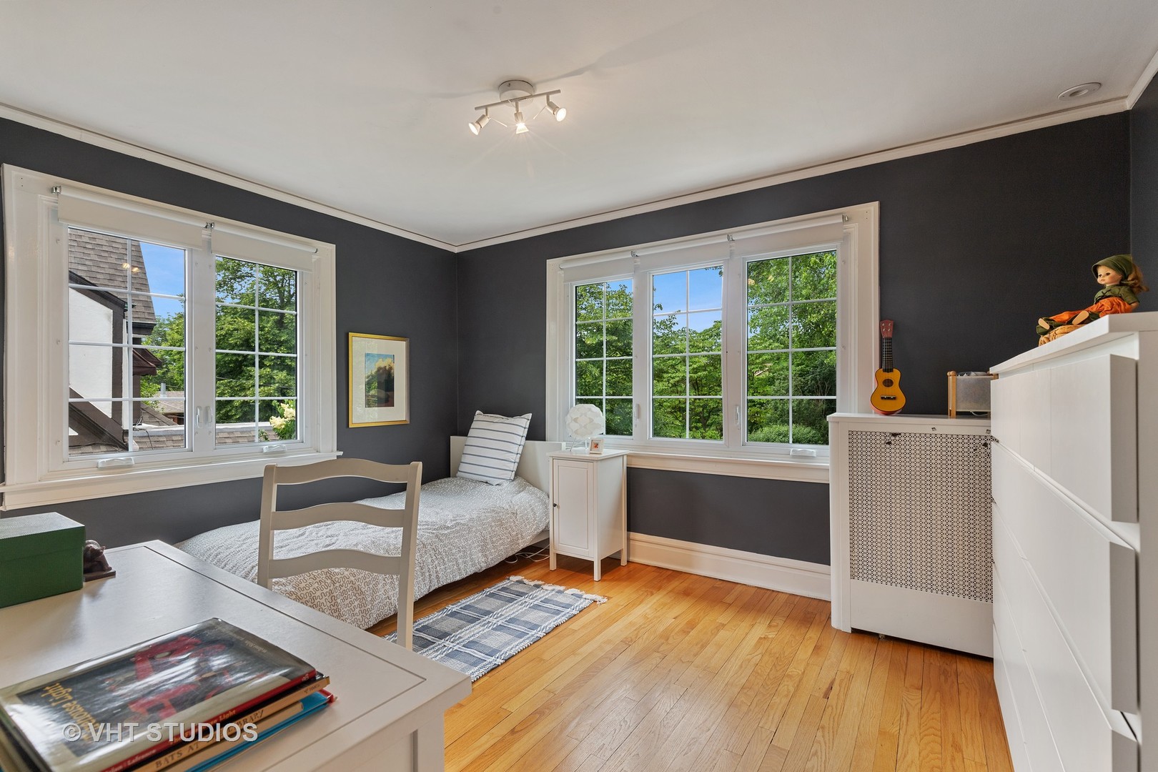 255 Addison Road Riverside, IL 60546 - Photo 15 of 24 a living room with furniture and a large window
