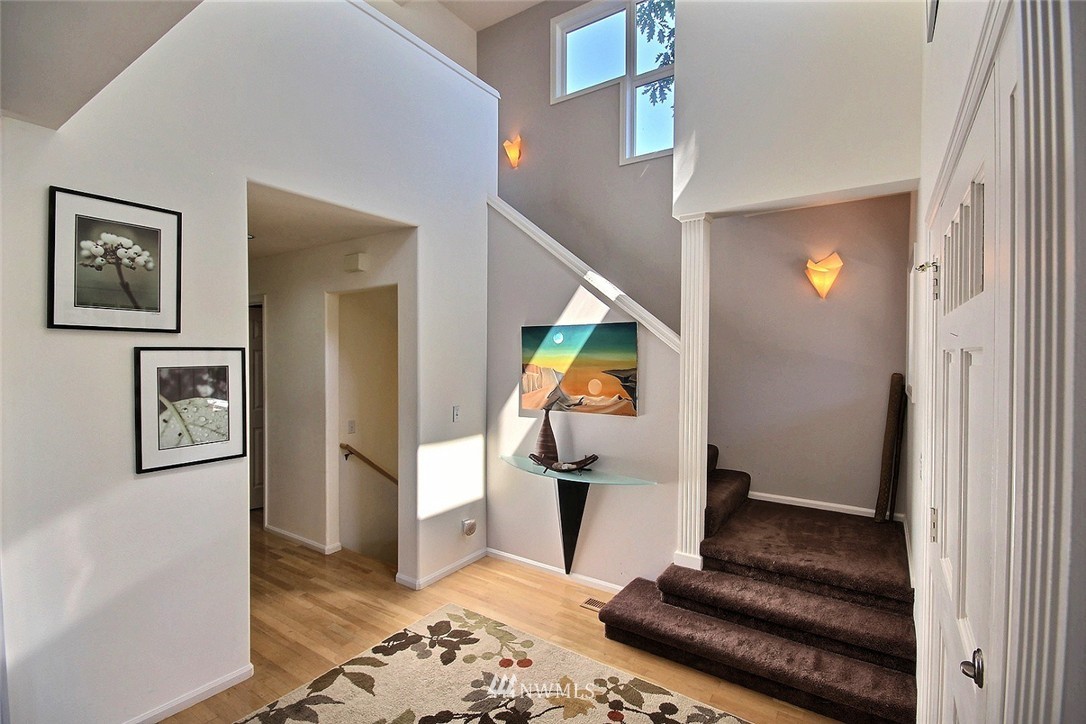 1216 North 33rd Street Renton, WA 98056 - Photo 3 of 25