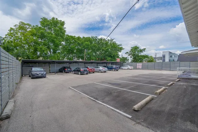 $900 | 4919 San Jacinto Street, Unit 108, Dallas, TX 75206