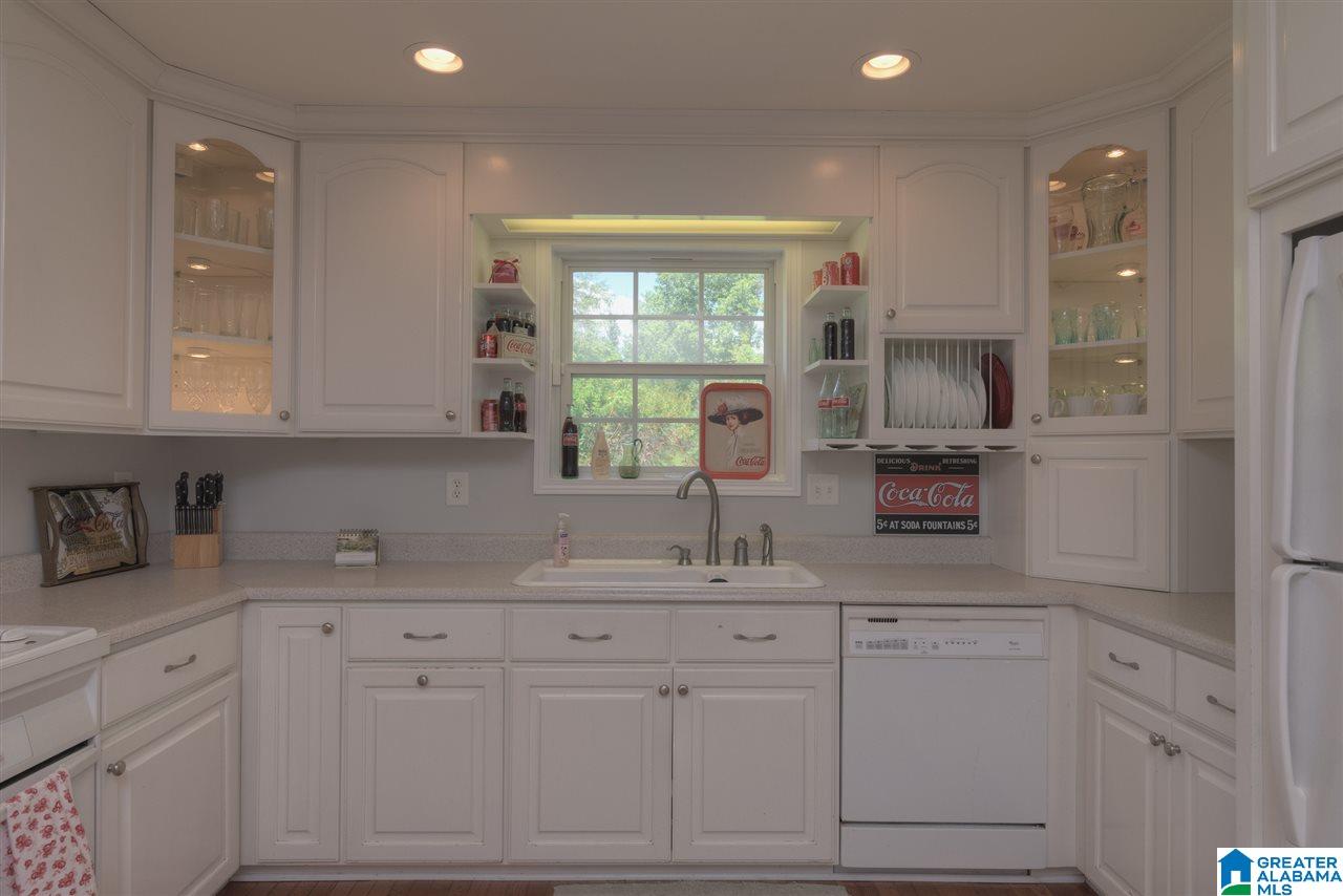 6335 Snowville Brent Road Dora, AL 35062 - Photo 8 of 36 Gallery Image 8