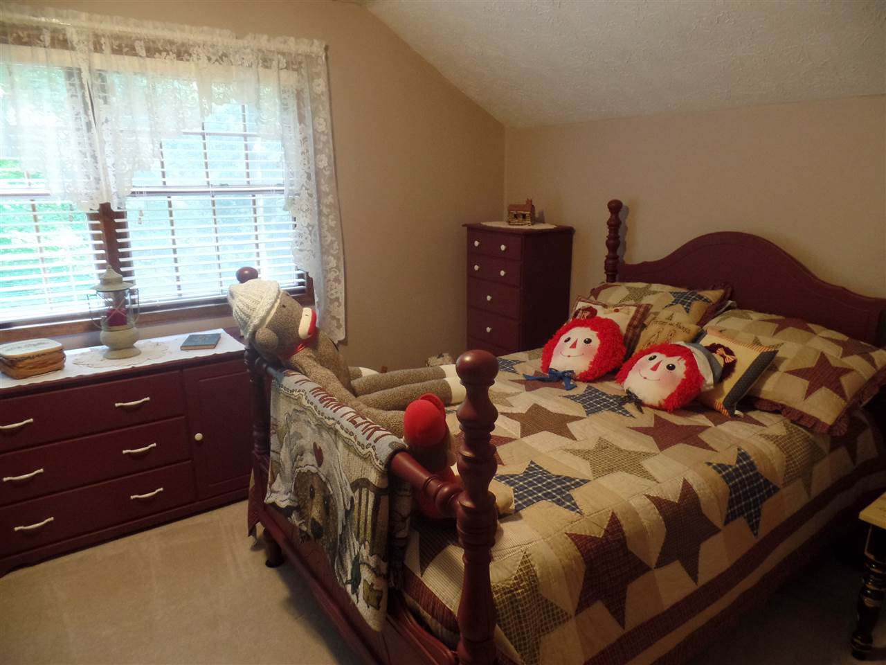 561 East Hollars Road Bloomfield, IN 47424 - Photo 8 of 32