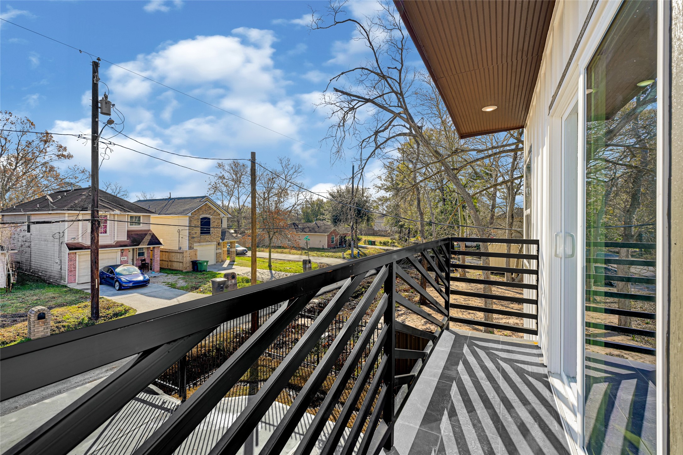 6605 Apollo Street Houston, TX 77091 - Photo 24 of 32 Balcony in the Master bedroom