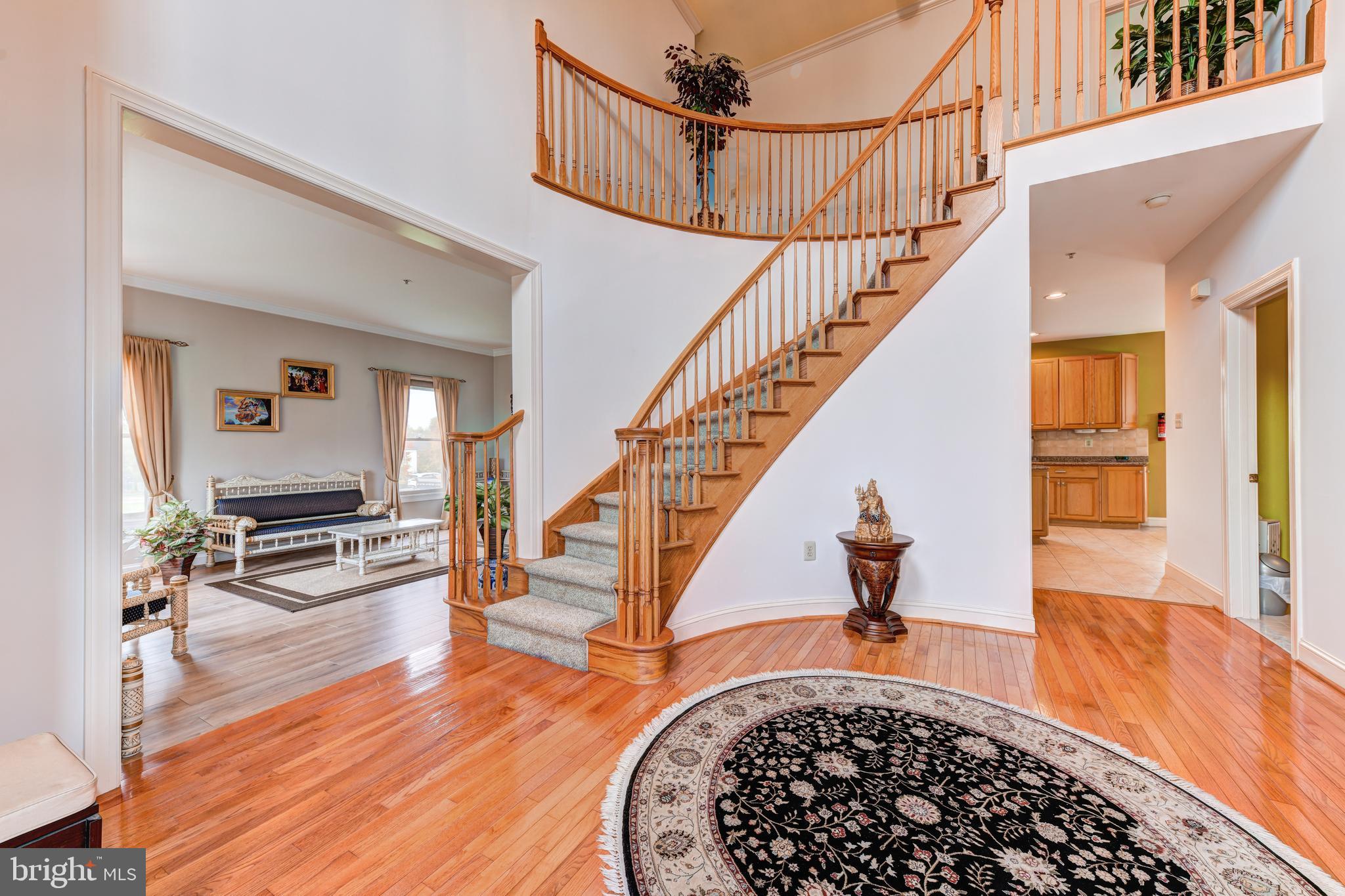 2526 Lockleigh Road Jamison, PA 18929 - Photo 4 of 74 Gallery Image 4
