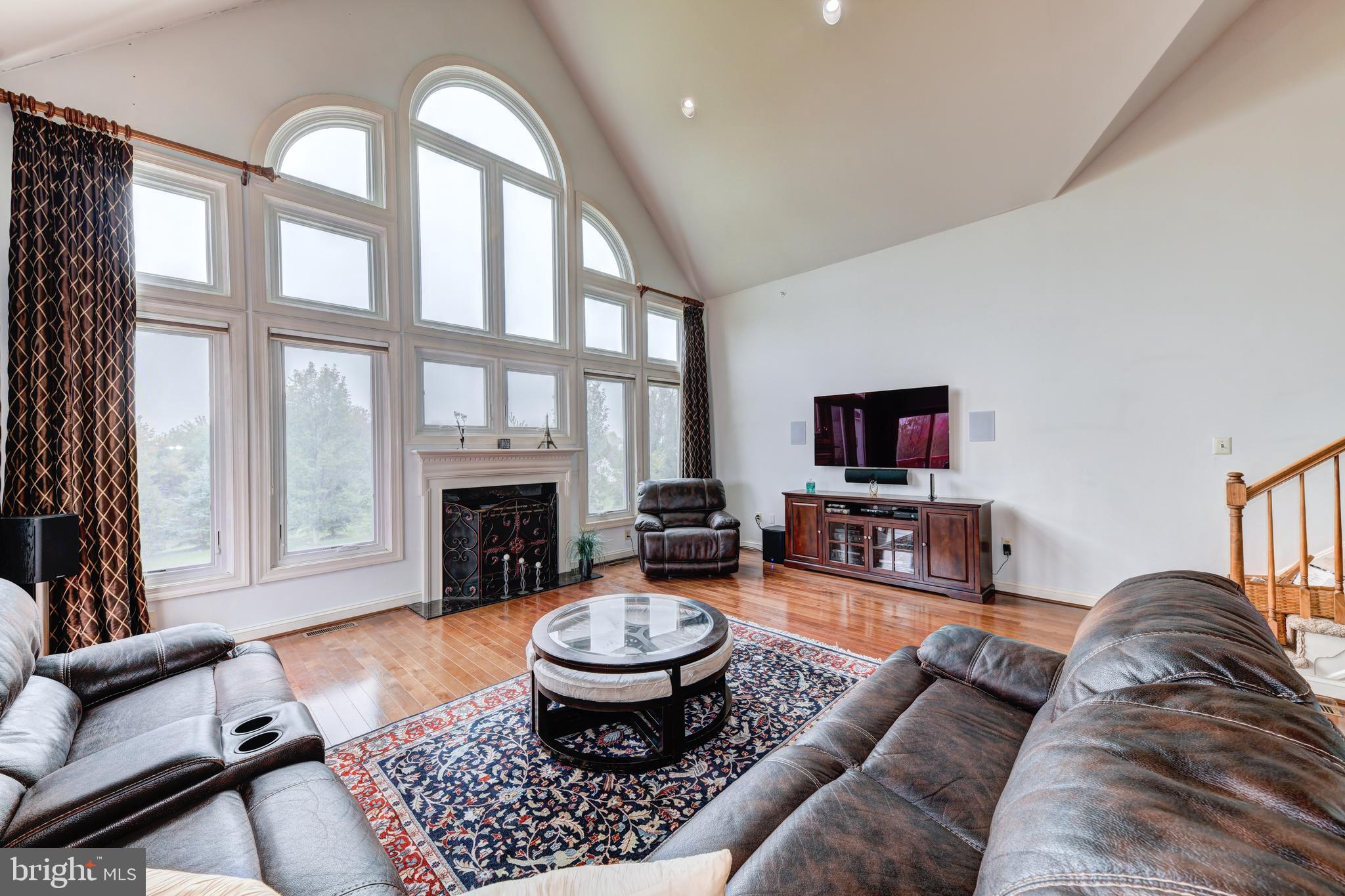2526 Lockleigh Road Jamison, PA 18929 - Photo 5 of 74 Gallery Image 5