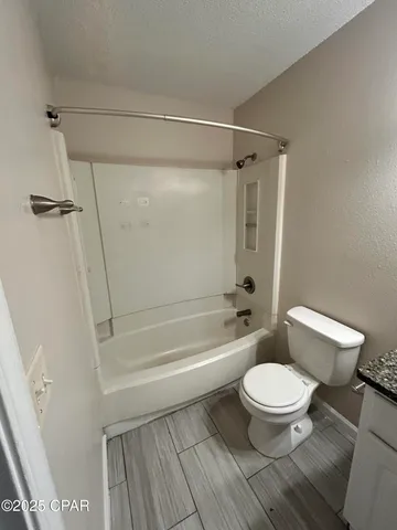 $1,075 | 3914 East 11th Street, Unit 102, Panama City, FL 32404