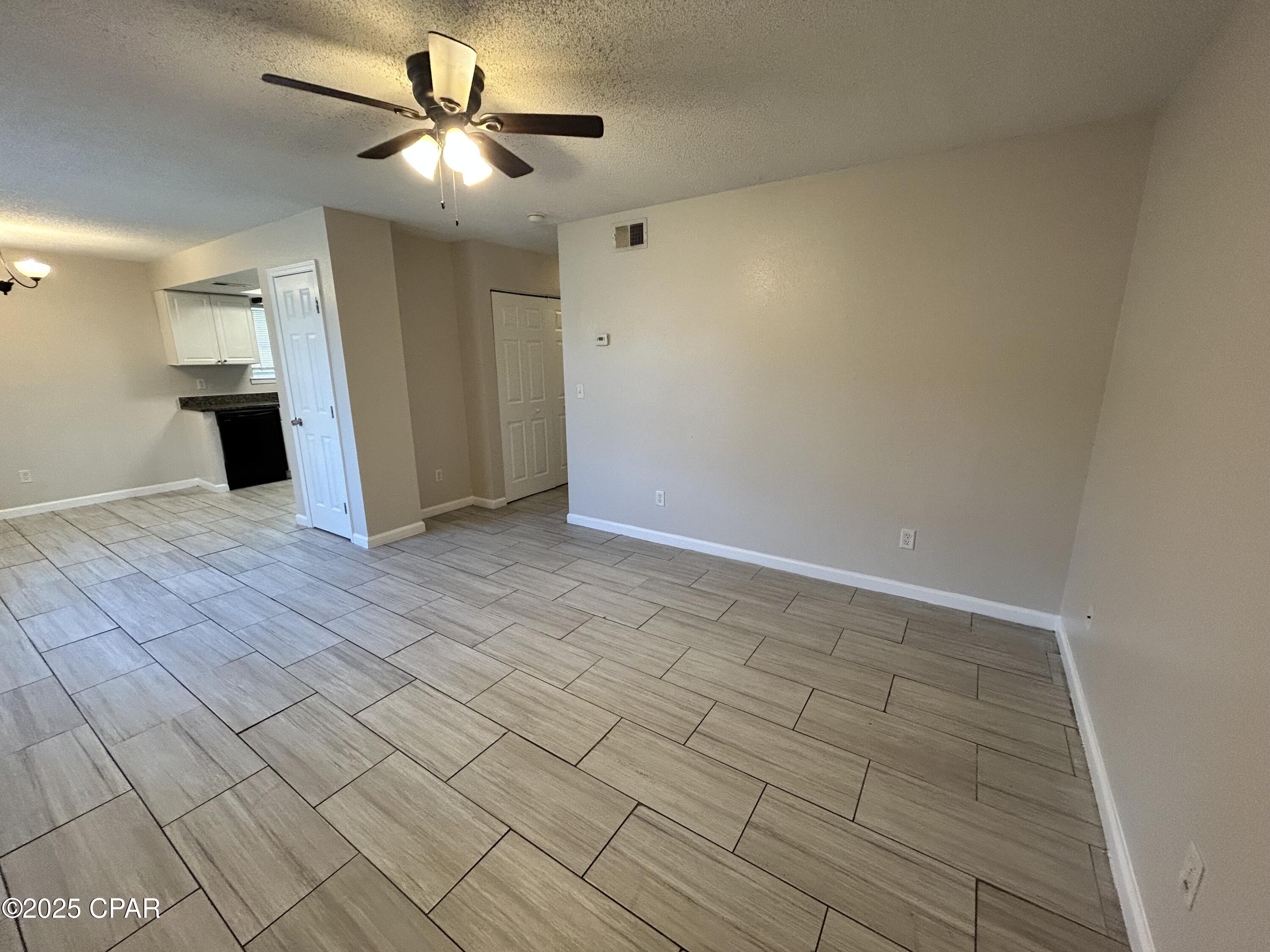 3914 East 11th Street, Unit 102 Panama City, FL 32404 - Photo 2 of 15