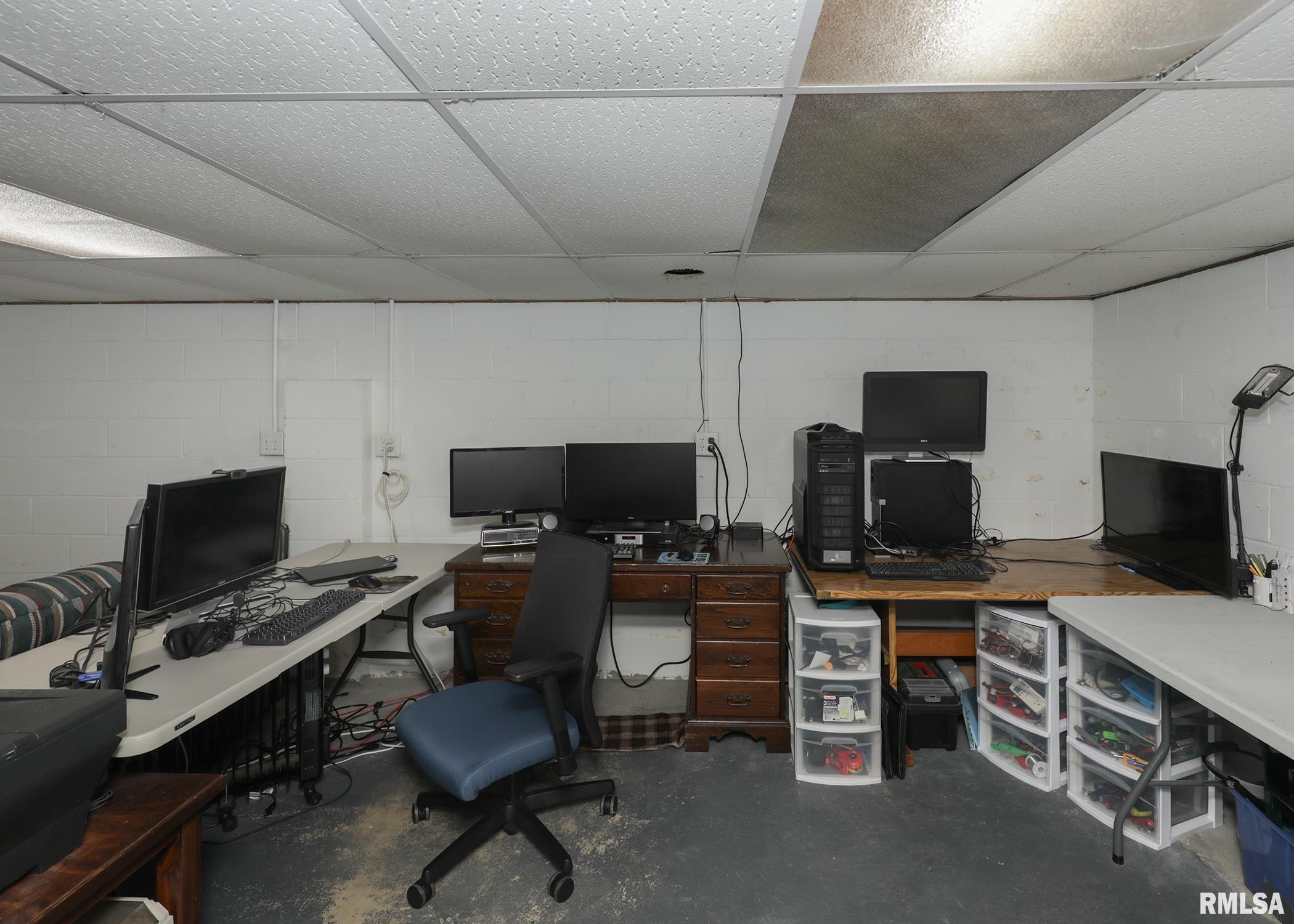 2525 33rd Street Moline, IL 61265 - Photo 27 of 34 Gallery Image 27