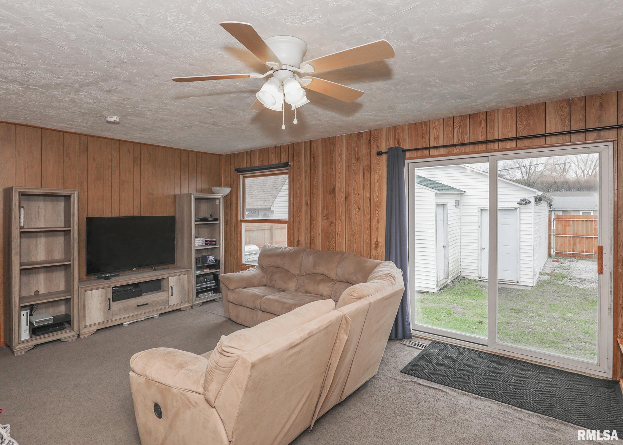 2525 33rd Street Moline, IL 61265 - Photo 9 of 34 Gallery Image 9