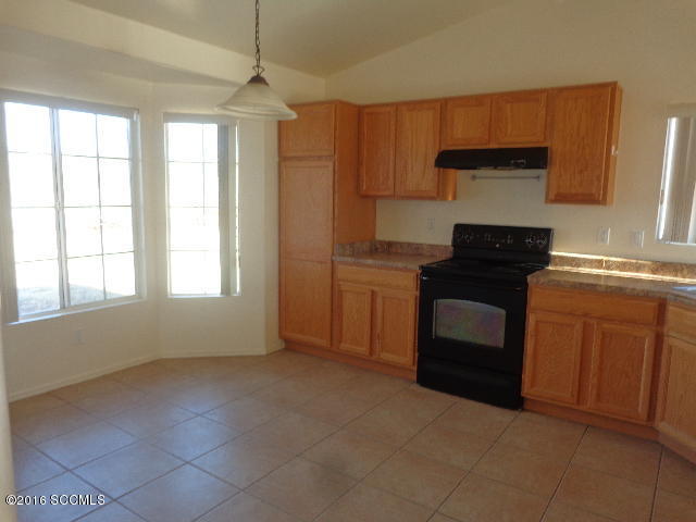 125 Alemania Court Rio Rico, AZ 85648 - Photo 3 of 13