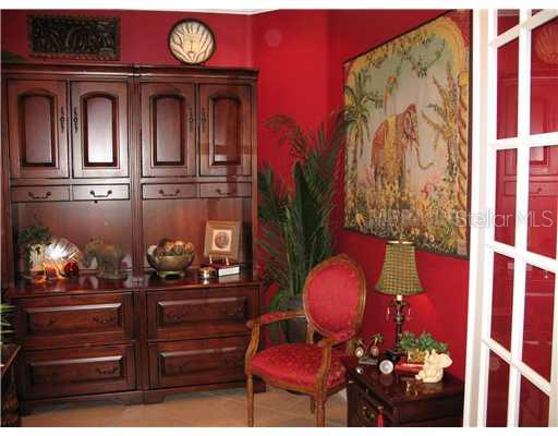 13849 Siena Loop Lakewood Ranch, FL 34202 - Photo 10 of 12 Den/Family/Great Room
