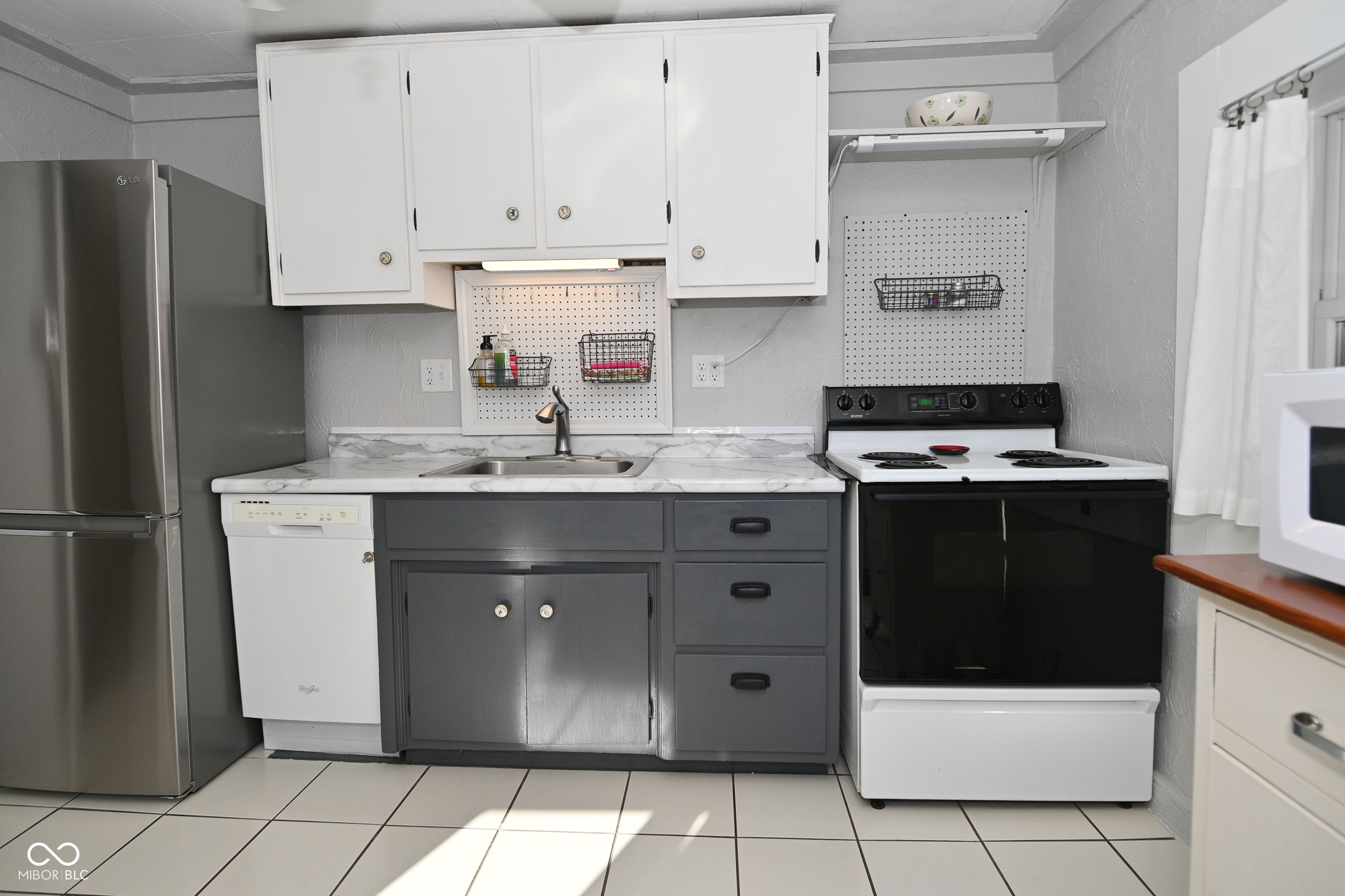 529 South Main Street Pendleton, IN 46064 - Photo 5 of 24