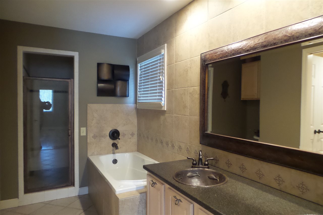 3378 Bridgetown Road Bristol, IN 46507 - Photo 27 of 35 Gallery Image 27