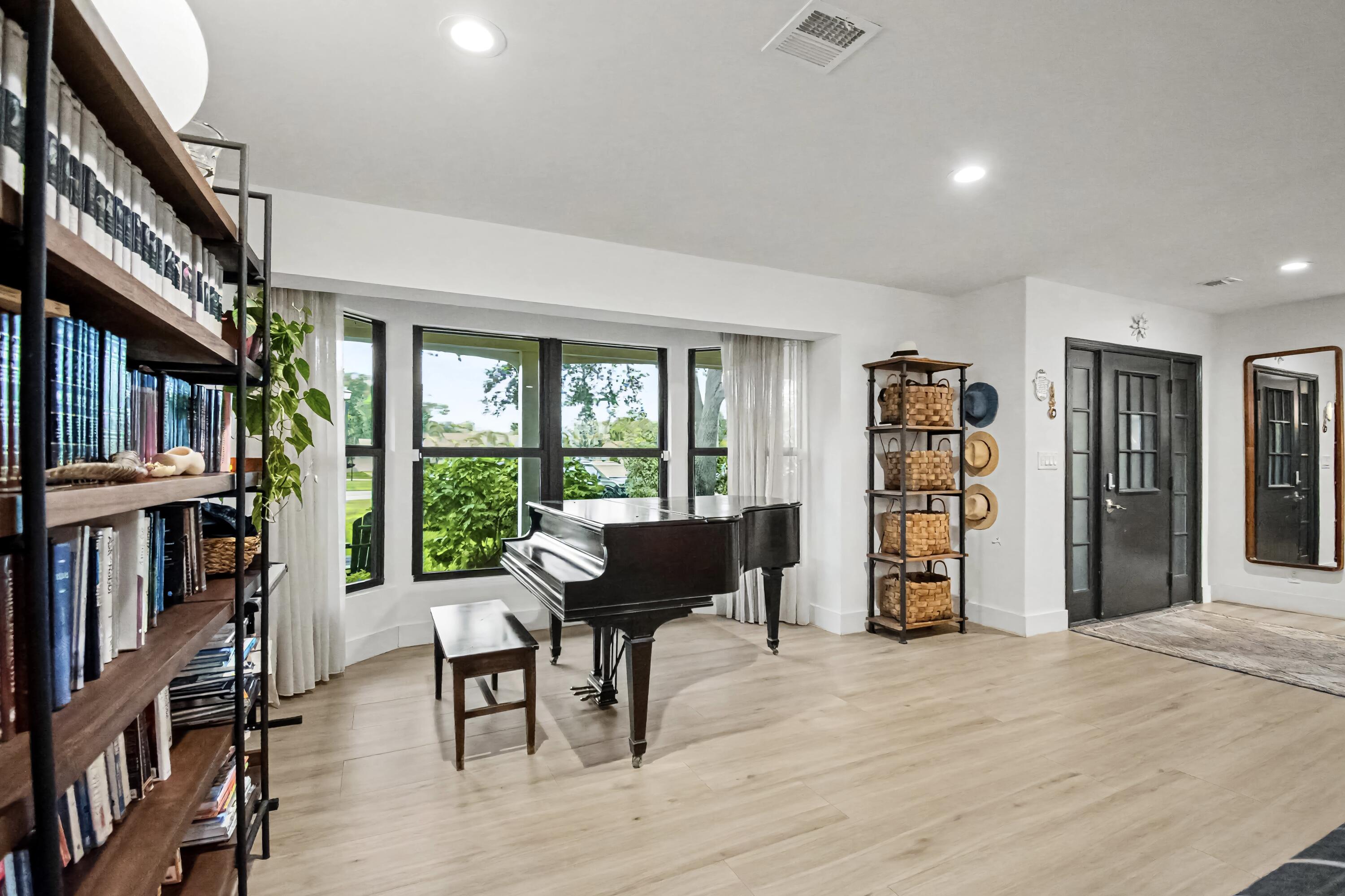6962 South Grande Drive Boca Raton, FL 33433 - Photo 24 of 67 46FF6DF0-17EC-4C4B-A038-B7D3A4C4A0F8