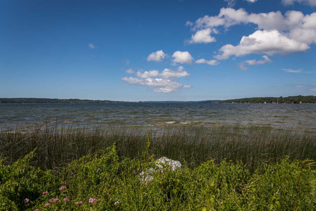 6801 East Birch Point Road Traverse City, MI 49684 - Photo 33 of 66 1881300-32.JPG