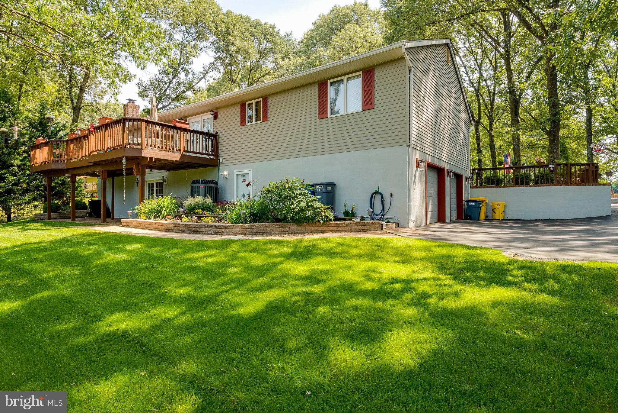 7696 Mahogany Road Severn, MD 21144 - Photo 5 of 30 Exterior (Rear)