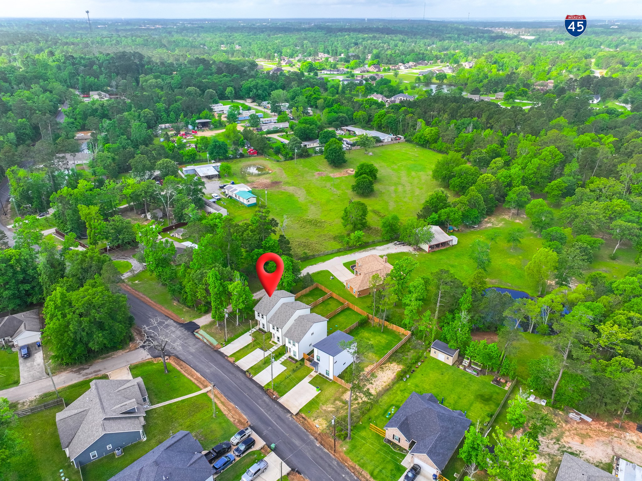 15301 Coaltown Road Willis, TX 77378 - Photo 4 of 22
