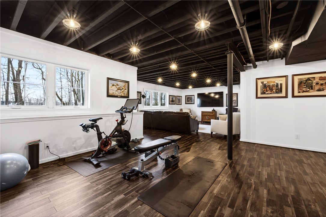 3 Camellia Rise Perinton, NY 14450 - Photo 34 of 41