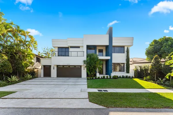 $5,350,000 | 1032 Southeast 12th Way, Fort Lauderdale, FL 33316
