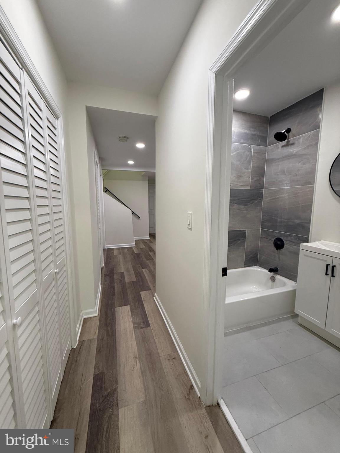 516 Columbus Road Burlington, NJ 08016 - Photo 4 of 12 a bathroom with a sink a toilet and shower