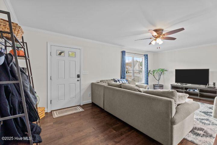 11575 Rockside Road Middlesex, NC 27557 - Photo 10 of 43 Family Room