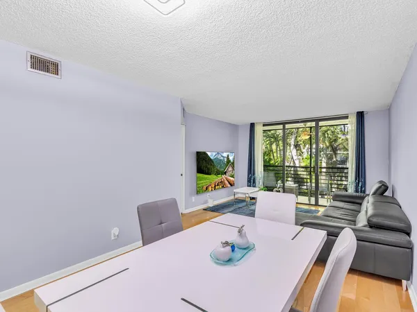 $150,000 | 7579 Northwest 79th Avenue, Unit 204, Tamarac, FL 33321