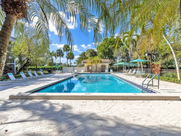 $150,000 | 7579 Northwest 79th Avenue, Unit 204, Tamarac, FL 33321