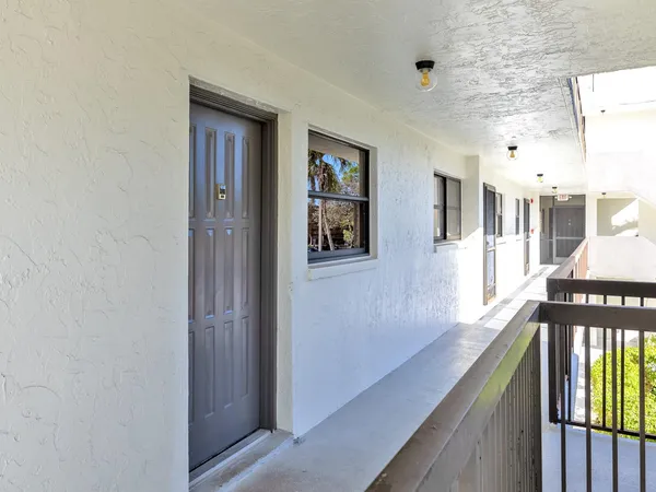 $150,000 | 7579 Northwest 79th Avenue, Unit 204, Tamarac, FL 33321