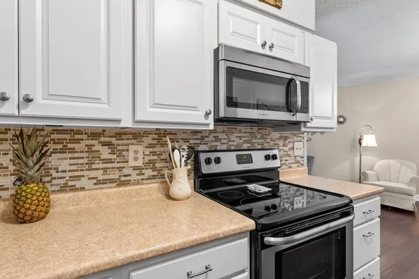 $149,500 | 1150 Dellwood Street South, Unit 306, Cambridge, MN 55008
