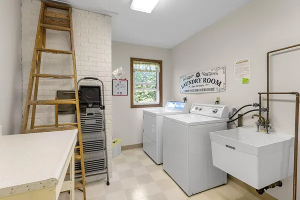 $149,500 | 1150 Dellwood Street South, Unit 306, Cambridge, MN 55008