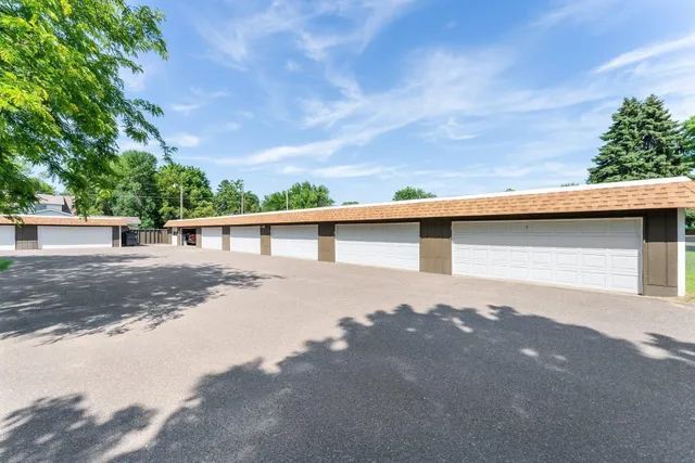 $155,000 | 1150 Dellwood Street South, Unit 306, Cambridge, MN 55008