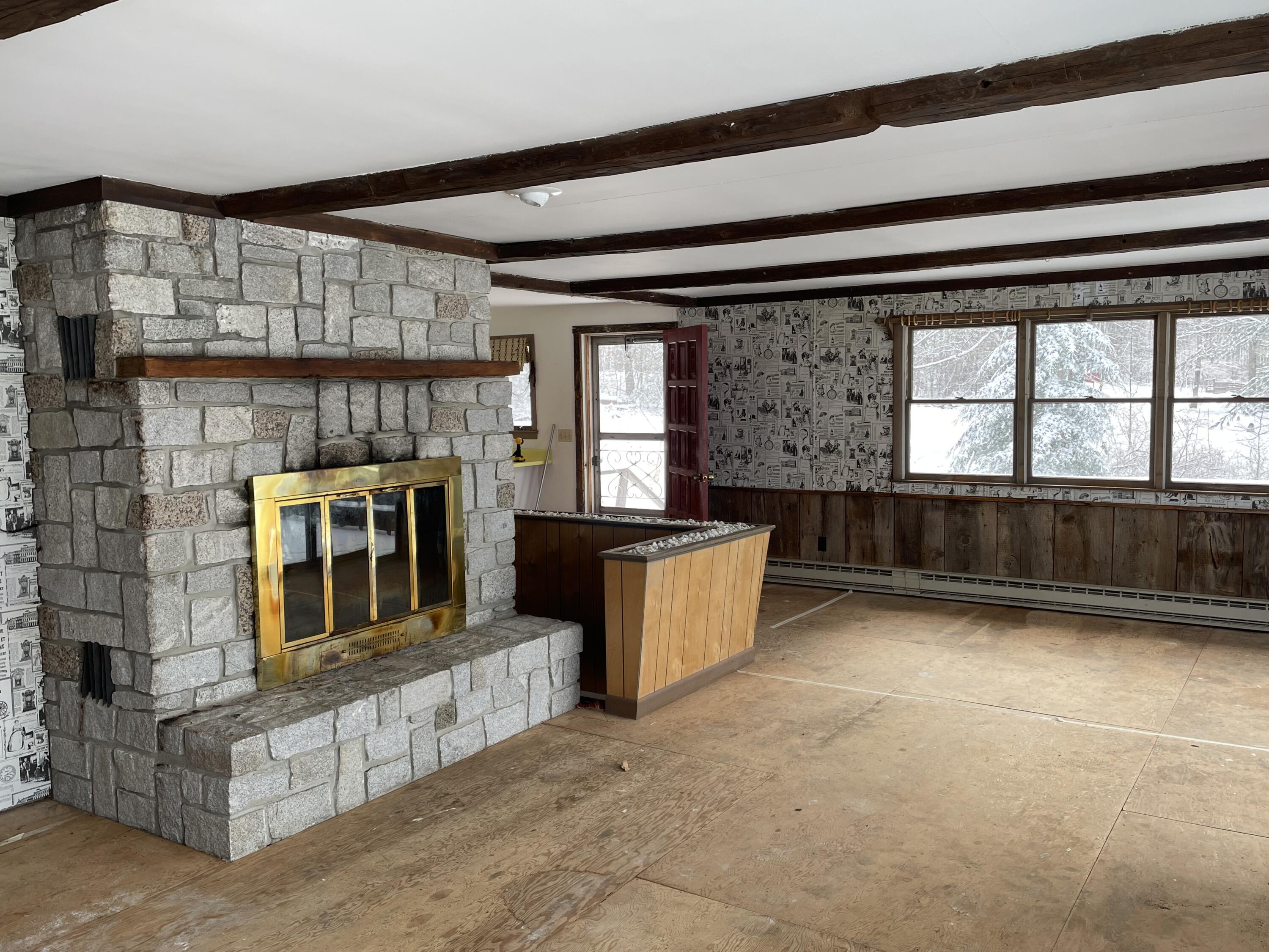 75 Dexter Pond Road Winthrop, ME 04364 - Photo 7 of 19 4 Living room