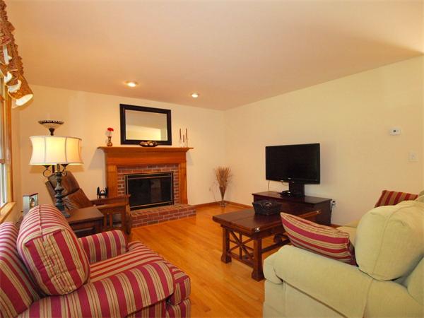 9 Fitch Farm Road Sterling, MA 01564 - Photo 8 of 29