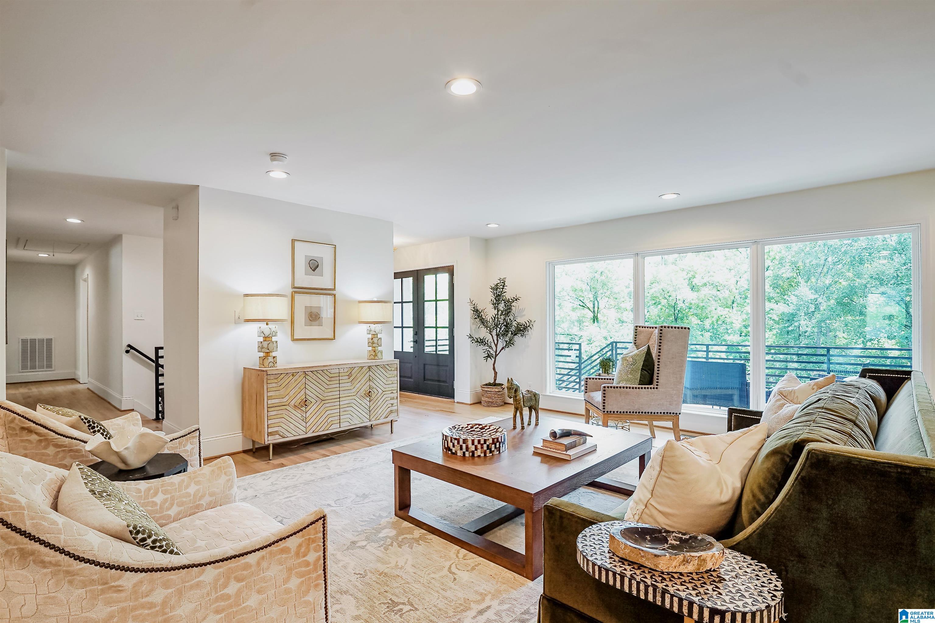 1739 Kensington Road Birmingham, AL 35209 - Photo 12 of 63