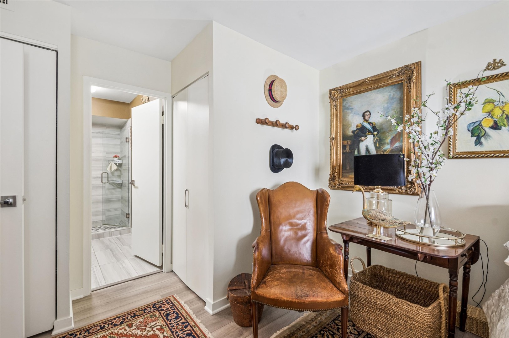 6007 North Sheridan Road, Unit 15B Chicago, IL 60660 - Photo 13 of 18 a living room with furniture and a floor to ceiling window