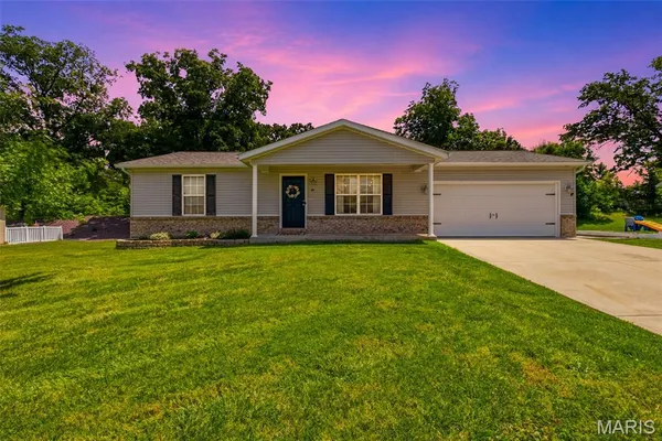 $239,900 | 34 Parkway Drive, Troy, MO 63379